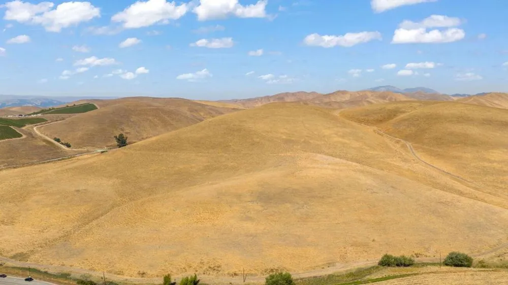 1 Collier Canyon Road Livermore, CA 94551