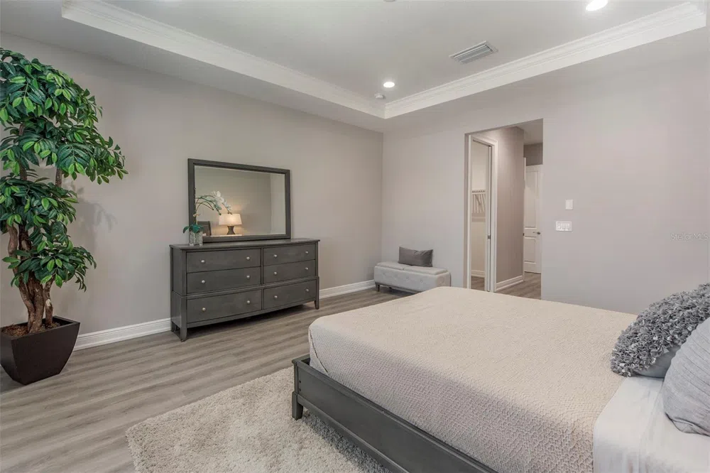 17B FRANKLIN COURT S St Petersburg, FL 33711