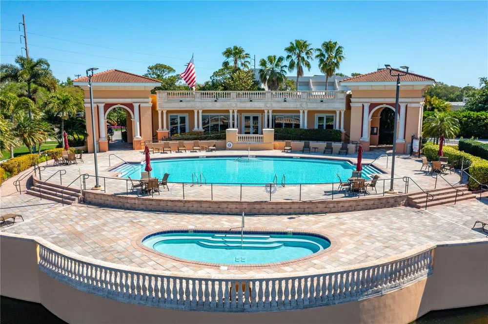 17B FRANKLIN COURT S St Petersburg, FL 33711