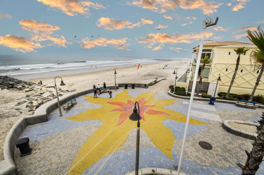 706 Ocean LN Imperial Beach, CA 91932
