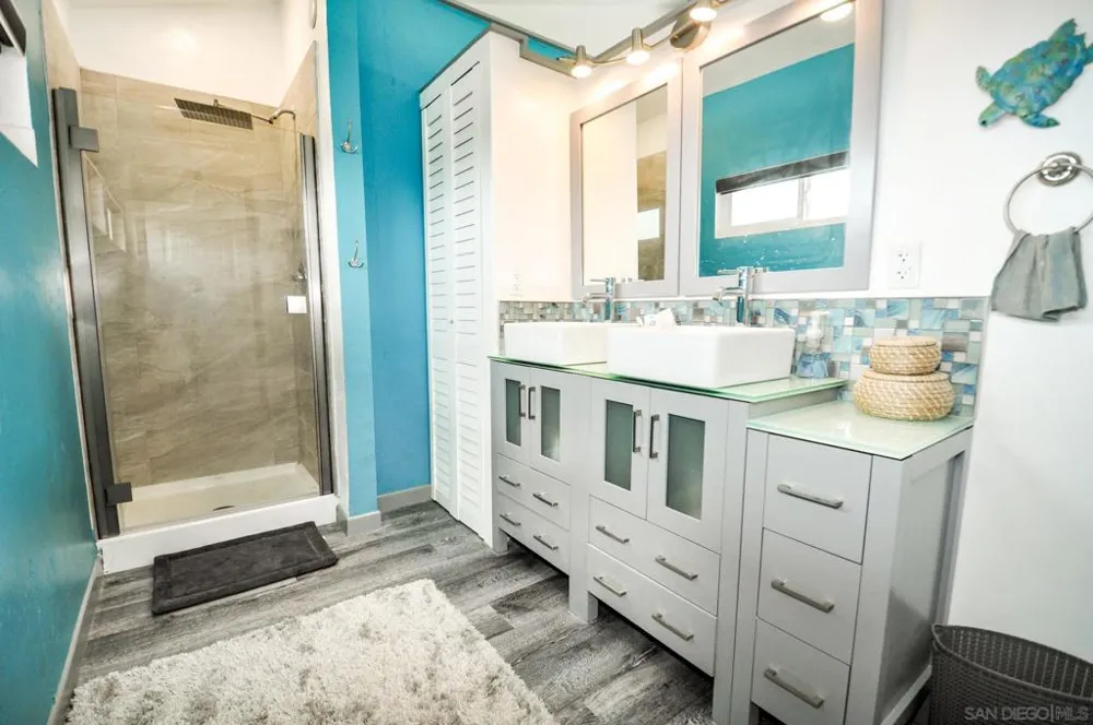 706 Ocean LN Imperial Beach, CA 91932