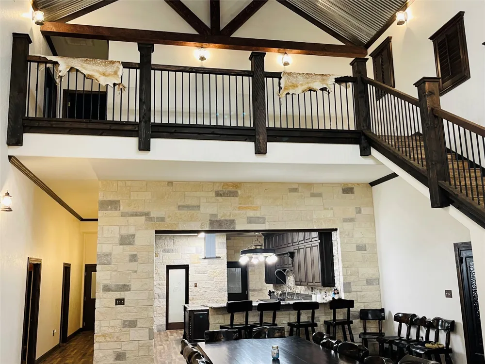 1089 Tennyson Road Bronte, TX 76933