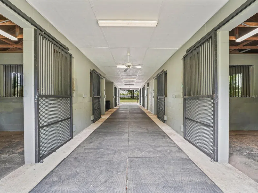 6975 NW HIGHWAY 225A ocala, FL 34482