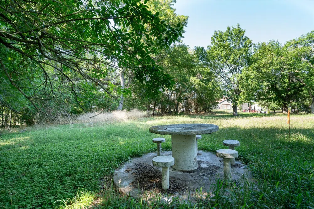 505 Commerce Street Lockhart, TX 78644