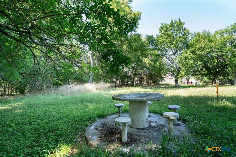 505 Commerce Street Lockhart, TX 78644