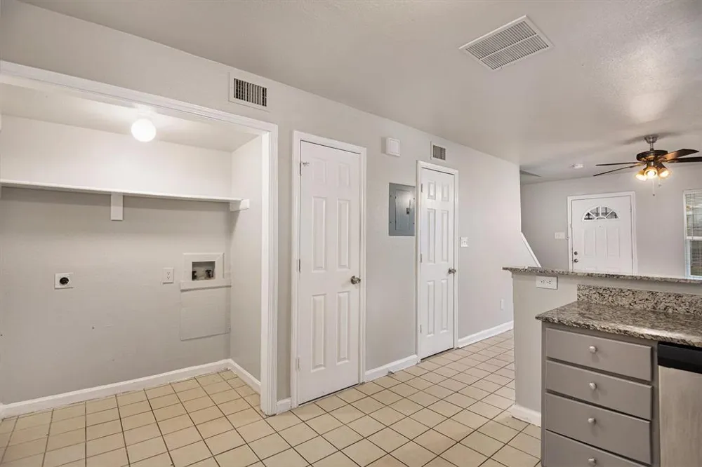 4936 Flamingo Road Fort Worth, TX 76119