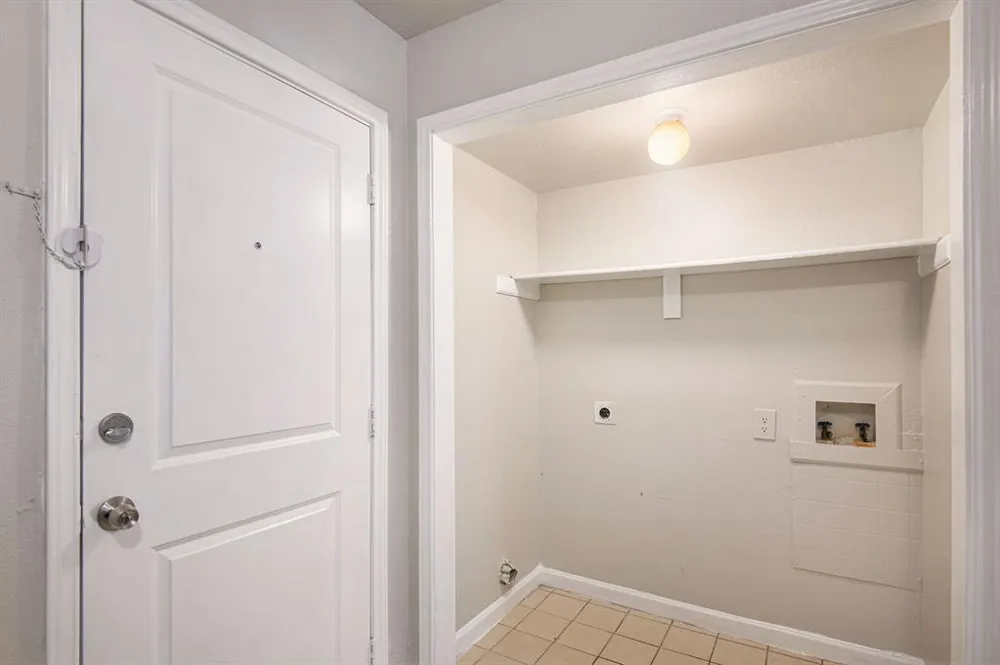 4936 Flamingo Road Fort Worth, TX 76119