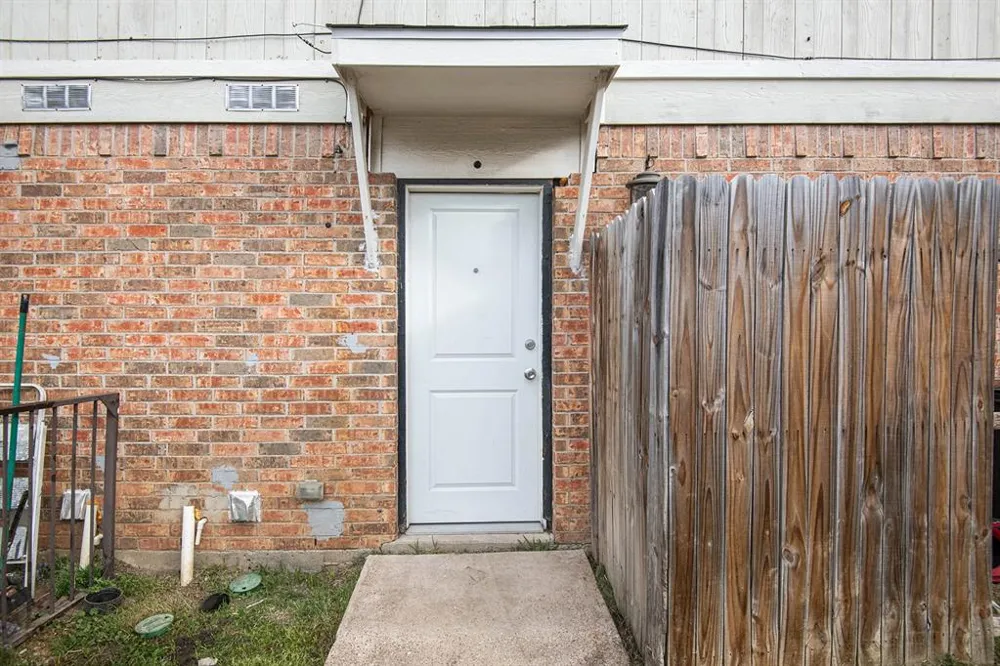 4936 Flamingo Road Fort Worth, TX 76119