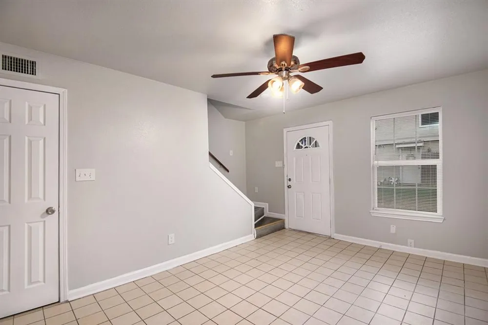 4936 Flamingo Road Fort Worth, TX 76119