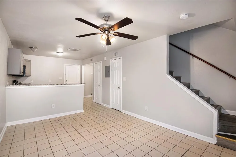 4936 Flamingo Road Fort Worth, TX 76119