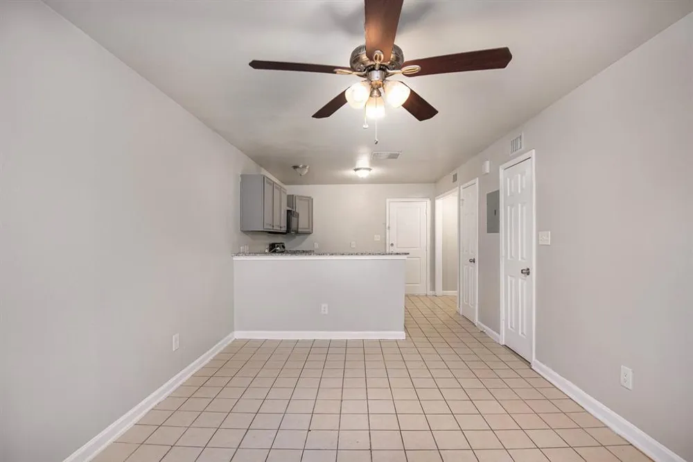4936 Flamingo Road Fort Worth, TX 76119