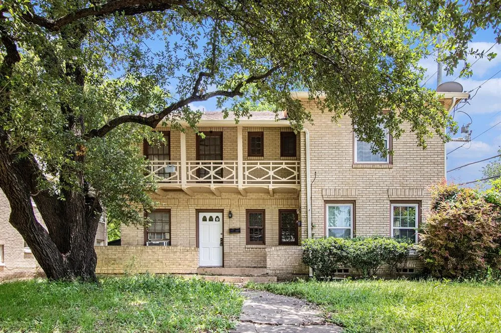 6302 Belmont Avenue Dallas, TX 75214