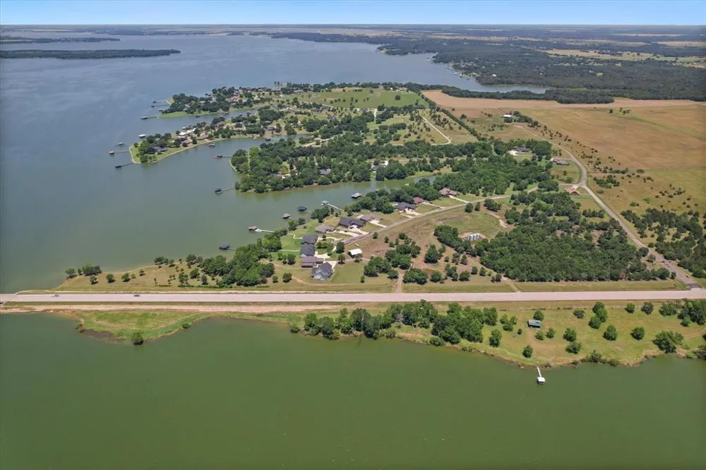11077 S US Highway 287 Kerens, TX 75144