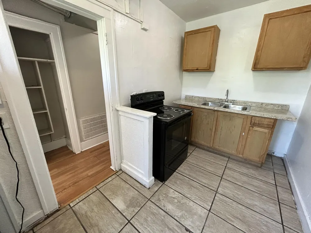 3737 Scovel Place Detroit, MI 48208