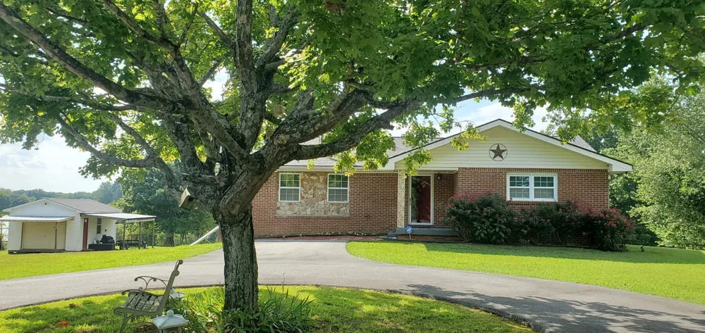 7690 Barnhill Rd Primm Springs, TN 38476