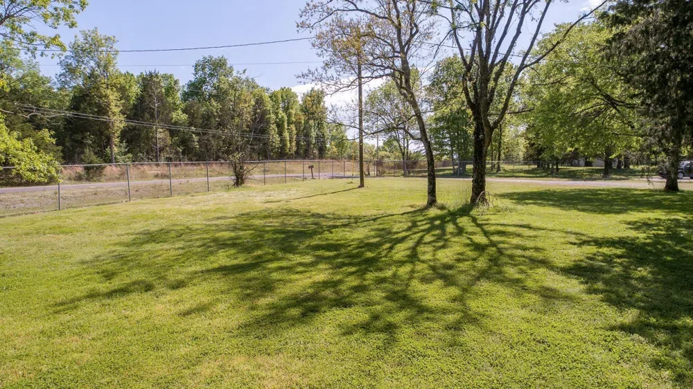 110 Coulter Ct Murfreesboro, TN 37129