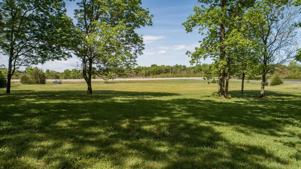 110 Coulter Ct Murfreesboro, TN 37129