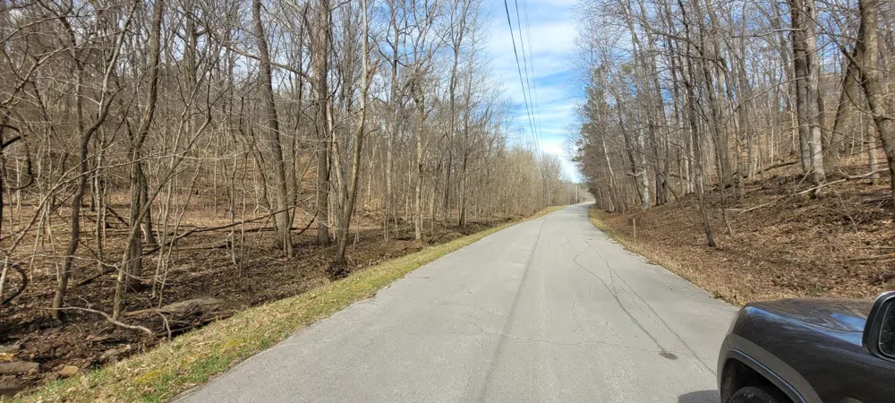 1 Lakeshore Cir Dover, TN 37058