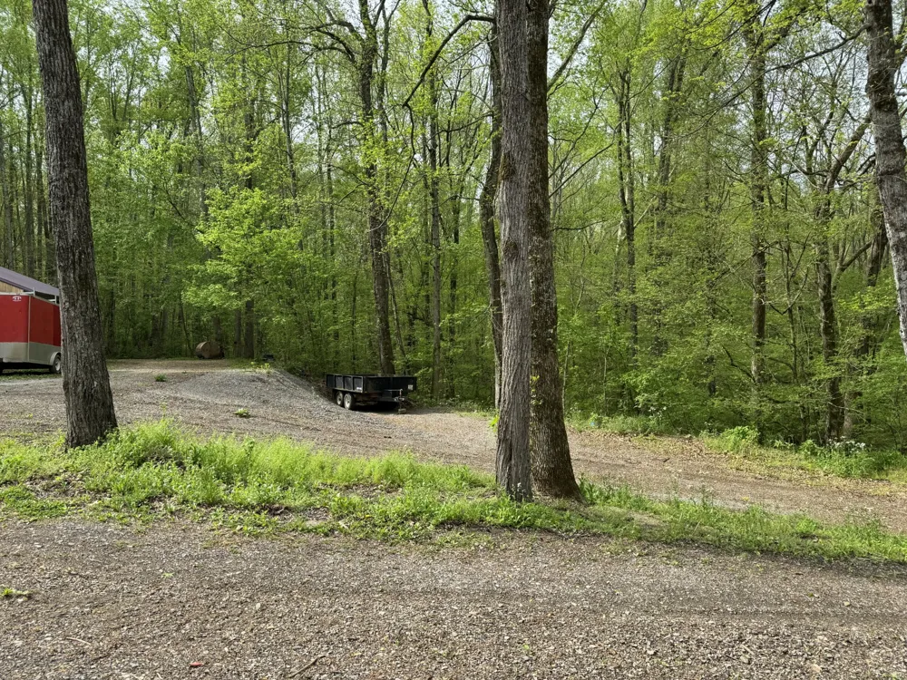 4050 Southside Rd Southside, TN 37171