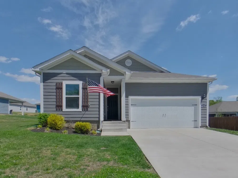 2927 Beeswax St Columbia, TN 38401