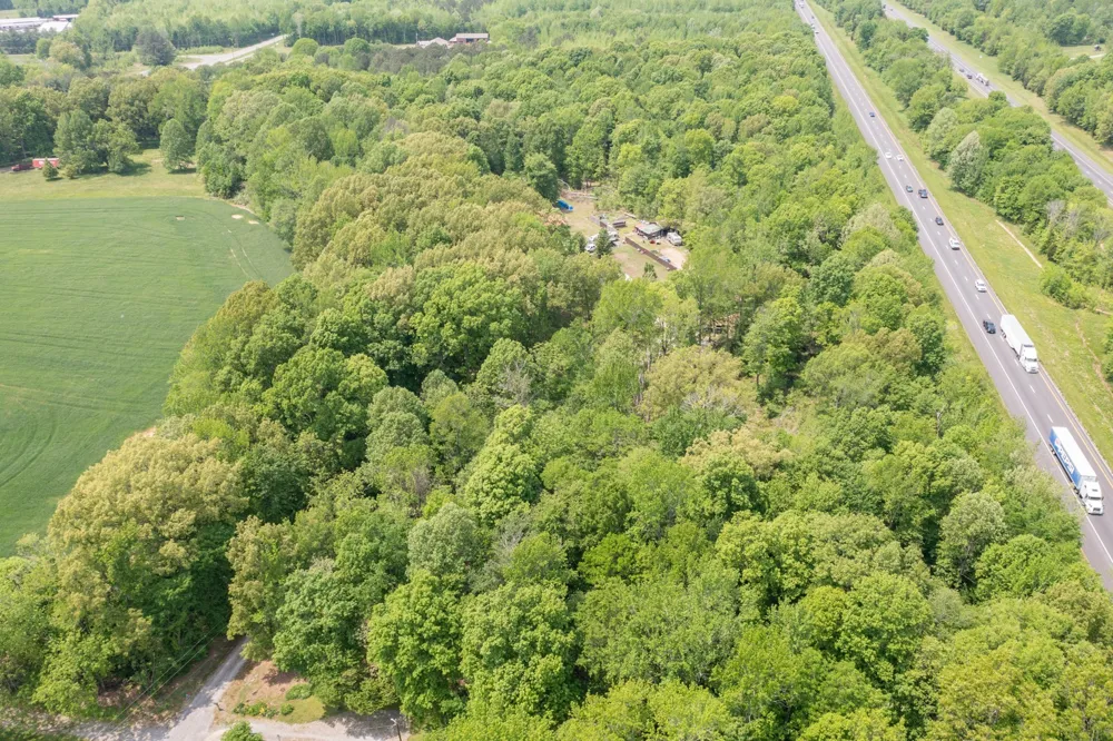 2126 Old Chamblis Rd Pleasant View, TN 37146