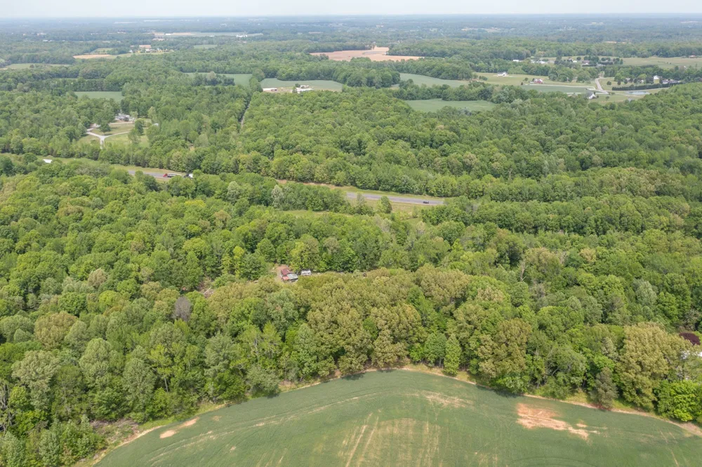 2126 Old Chamblis Rd Pleasant View, TN 37146