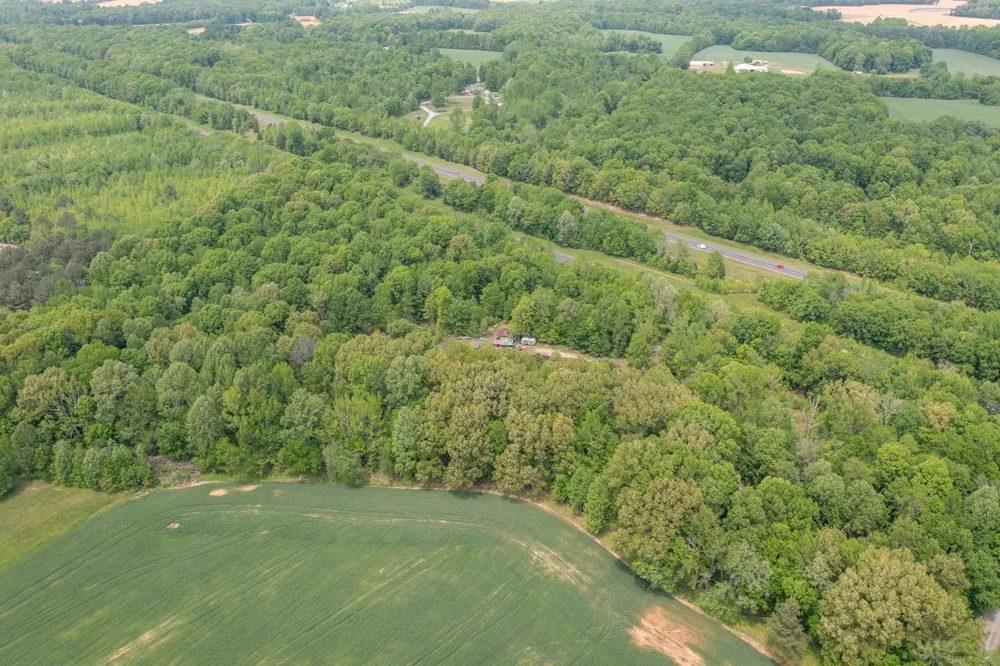 2126 Old Chambliss Rd Pleasant View, TN 37146