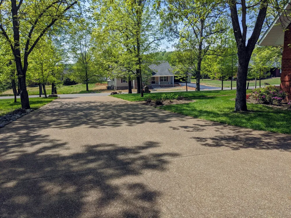 93 Tamatha Dr Paris, TN 38242