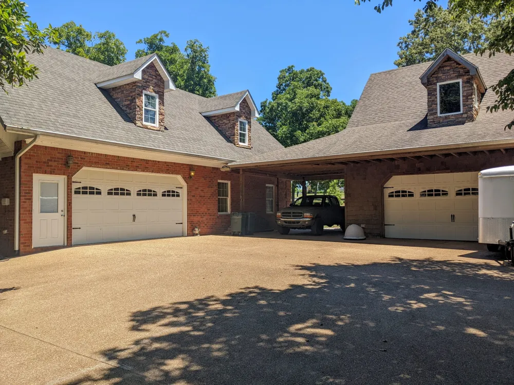 93 Tamatha Dr Paris, TN 38242
