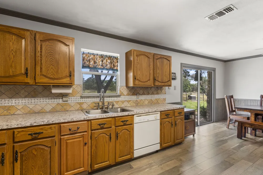 801 Billie Brooks Lane Driftwood, TX 78619