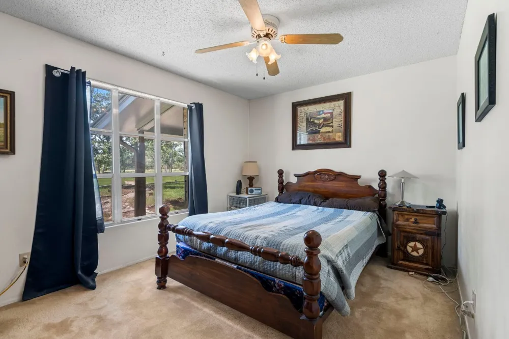 801 Billie Brooks Lane Driftwood, TX 78619