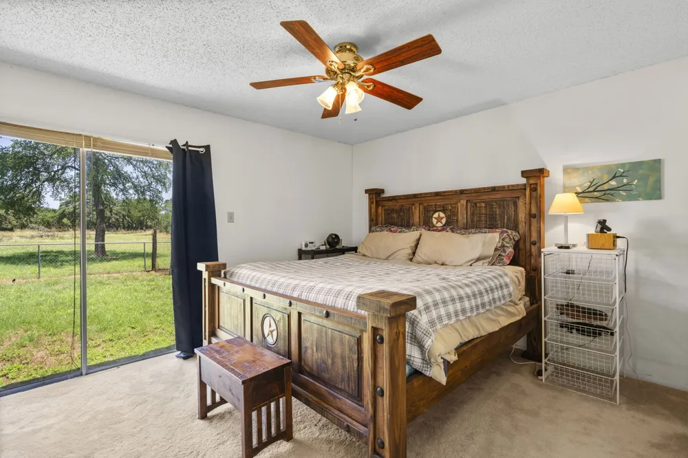 801 Billie Brooks Lane Driftwood, TX 78619