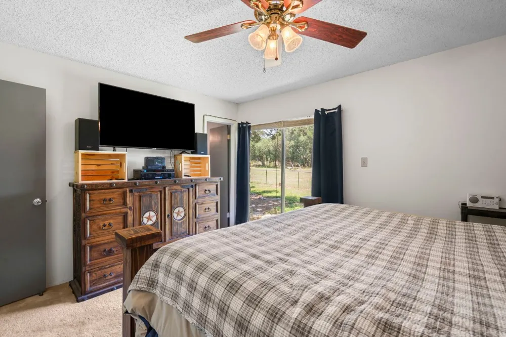 801 Billie Brooks Lane Driftwood, TX 78619