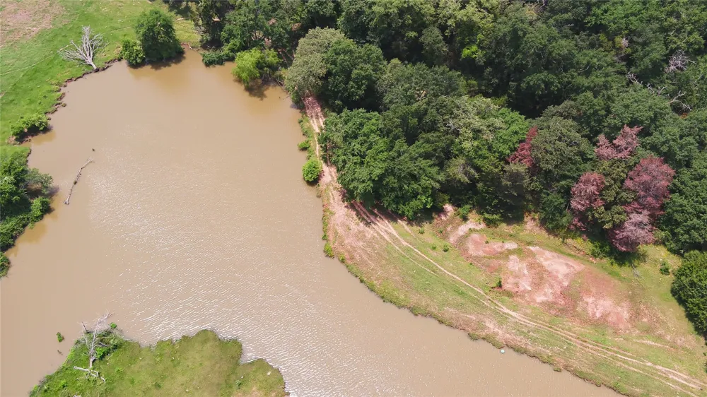CR 316 Caldwell, TX 77836