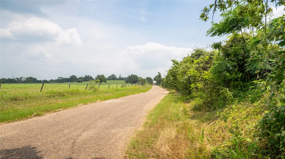 CR 316 Caldwell, TX 77836