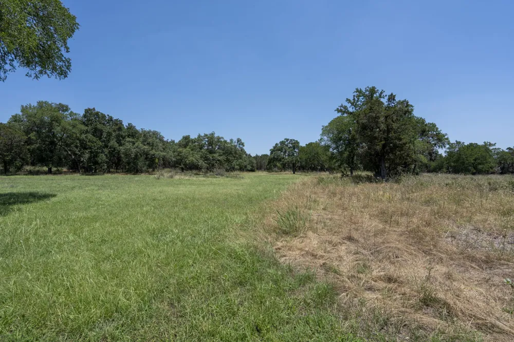 801 Billie Brooks Lane Driftwood, TX 78619
