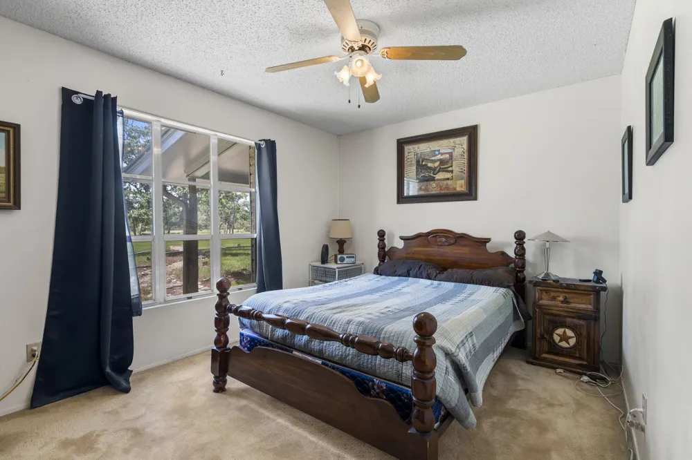 801 Billie Brooks Lane Driftwood, TX 78619