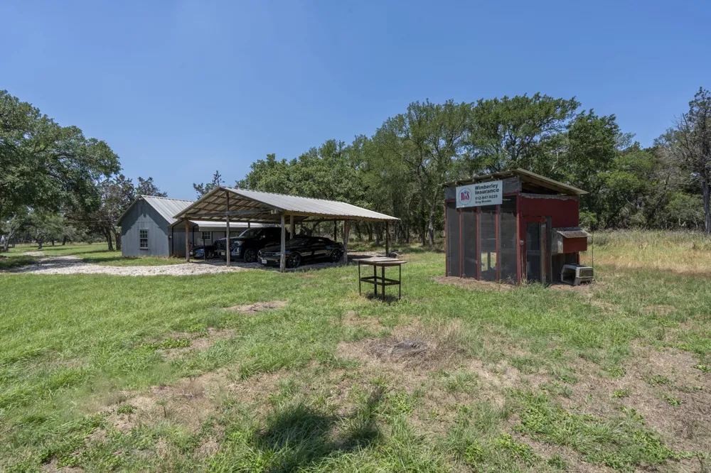 801 Billie Brooks Lane Driftwood, TX 78619