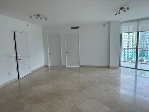 350 S Miami Ave #2302