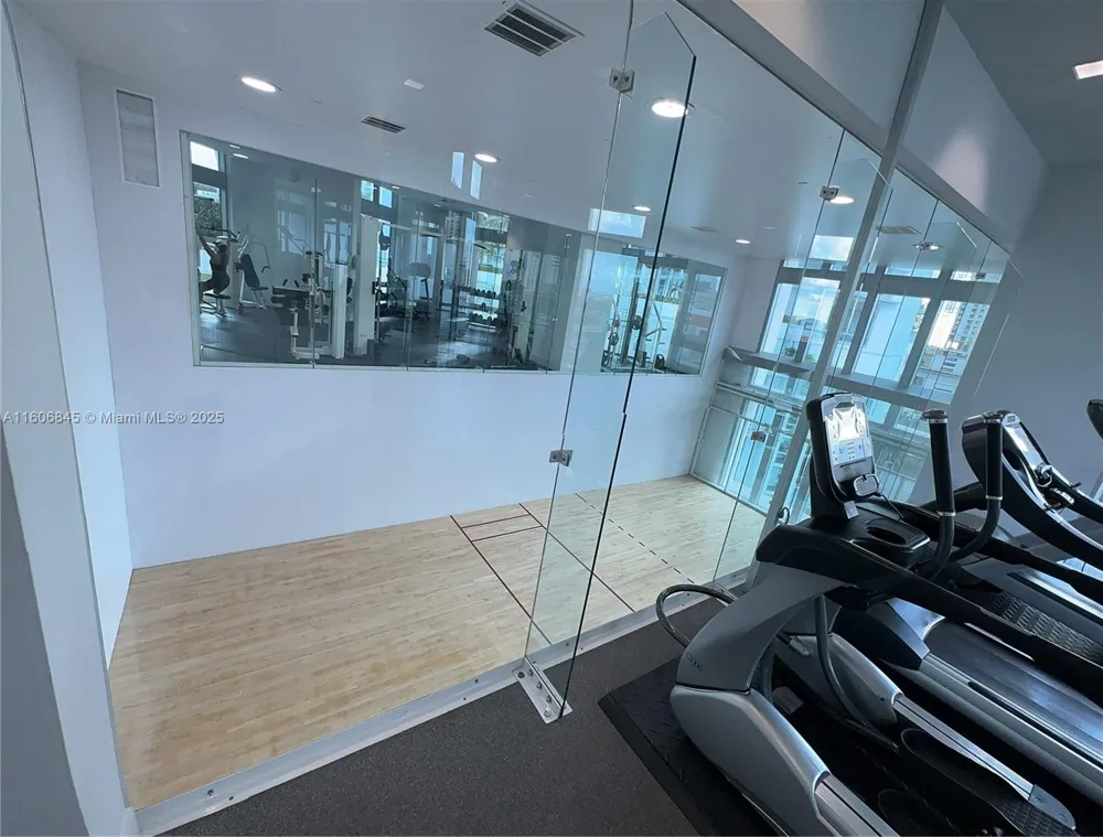 350 S Miami Ave #2302 Miami, FL 33130