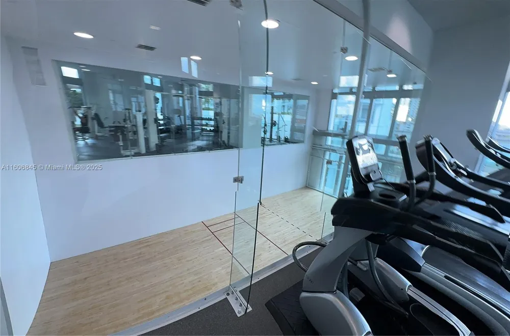 350 S Miami Ave #2302 Miami, FL 33130