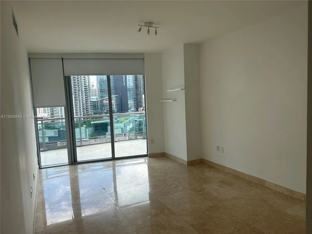 350 S Miami Ave #2302 Miami, FL 33130