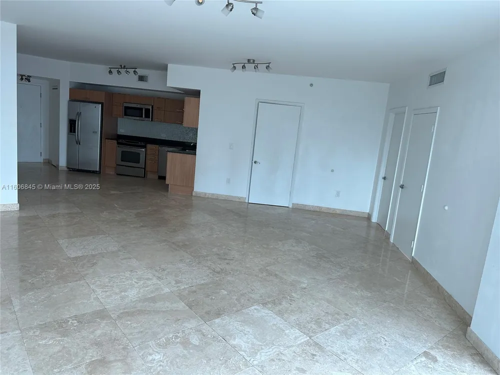 350 S Miami Ave #2302 Miami, FL 33130