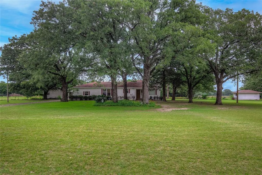 7209 Hackberry Drive Greenville, TX 75402