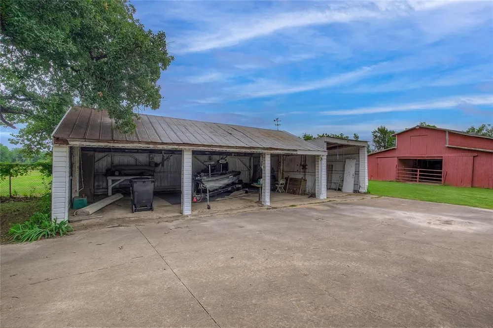 7209 Hackberry Drive Greenville, TX 75402
