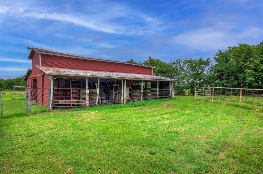 7209 Hackberry Drive Greenville, TX 75402