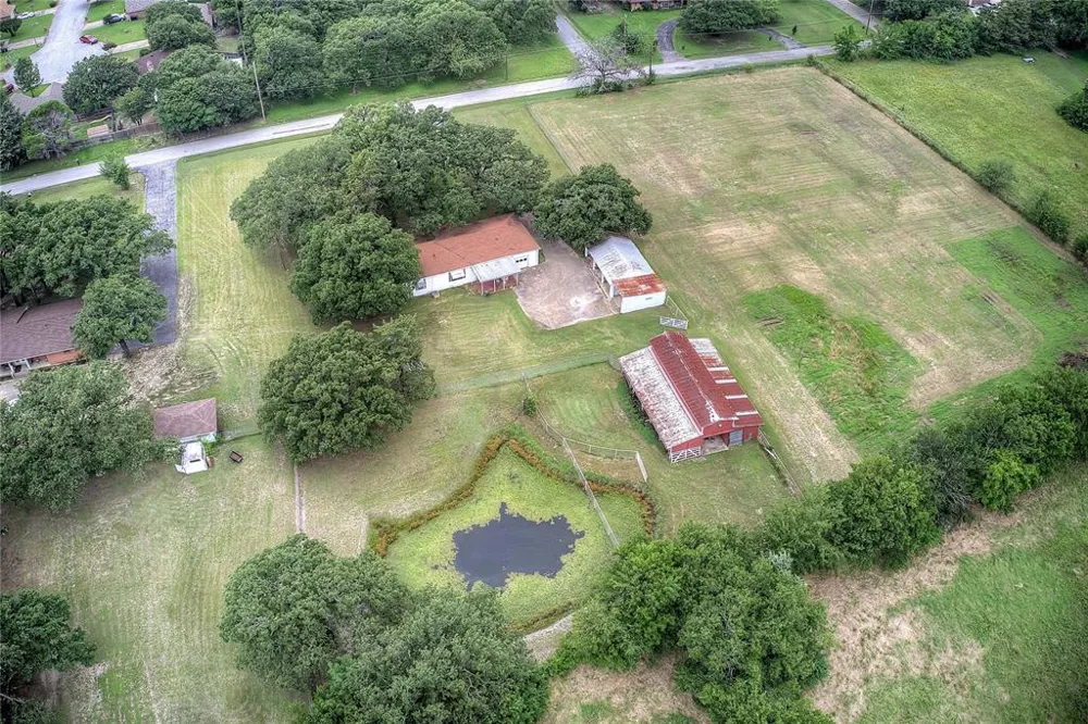 7209 Hackberry Drive Greenville, TX 75402