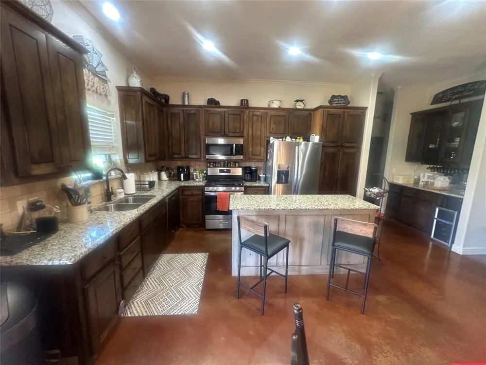 1791 Crawford Lane Graford, TX 76449