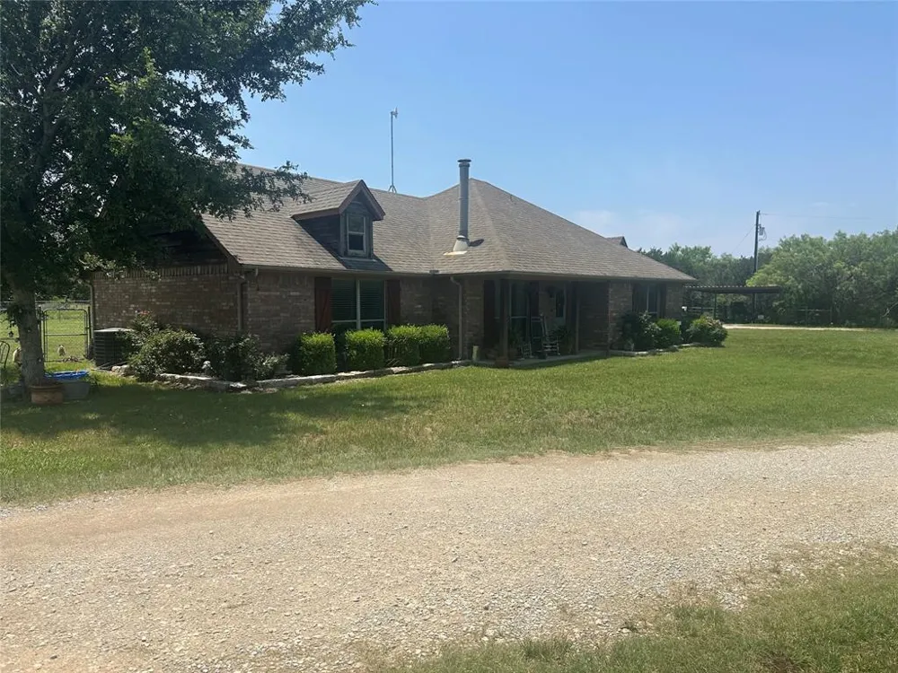 1791 Crawford Lane Graford, TX 76449