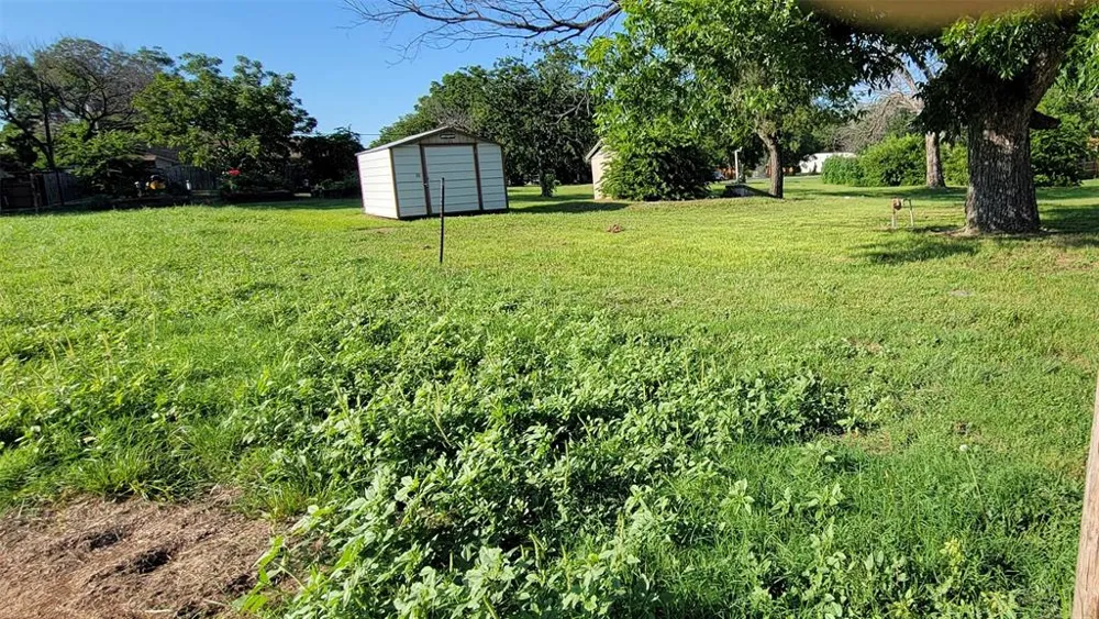 209 E 1st Street Springtown, TX 76082